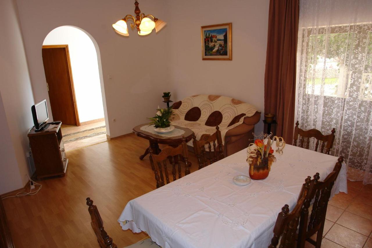 Apartments Nikolina Novi Vinodolski Eksteriør billede